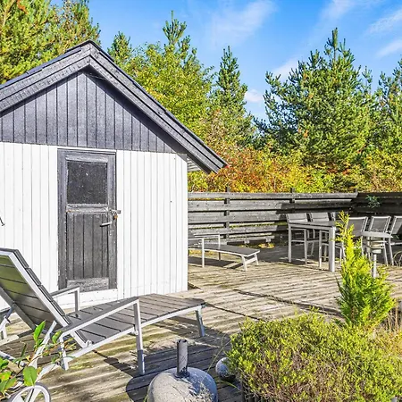 3 Bedroom Amazing In Nørre Nebel