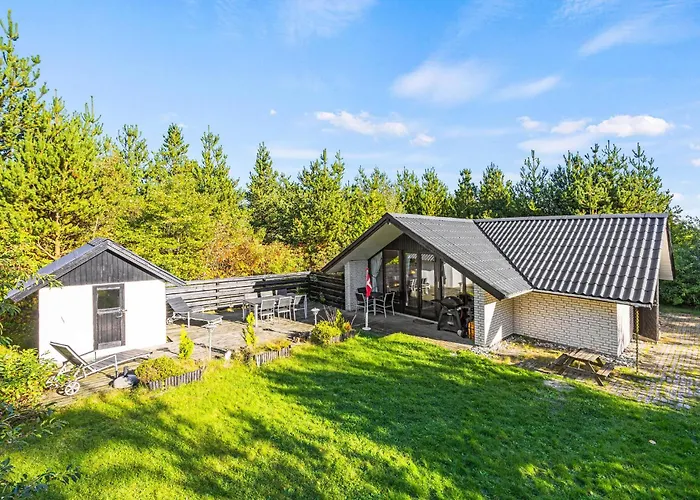 3 Bedroom Amazing In * Nørre Nebel