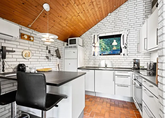 3 Bedroom Amazing In Casa vacanze Nørre Nebel